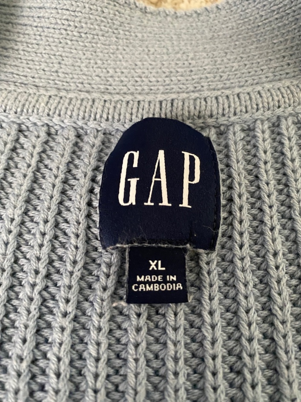 GAP Light Blue Button-Front Knit Cardigan Cable-knit Sweater. Size XL. - Picture 8 of 14